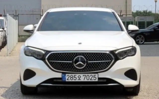 수원외제차중고차 E-클래스 W214 E200 매물 사진 19 - 2024/11 10,262km